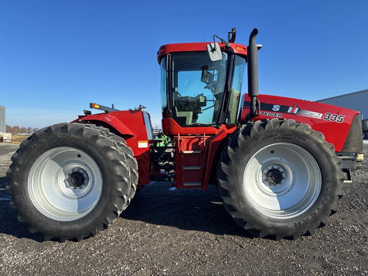 case-ih-steiger-335-image-4