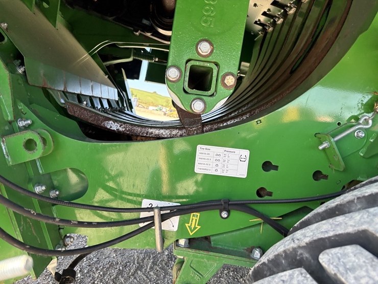 john-deere-l341-image-37