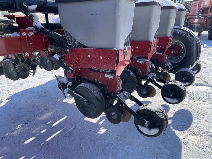 john-deere-6000-image-22