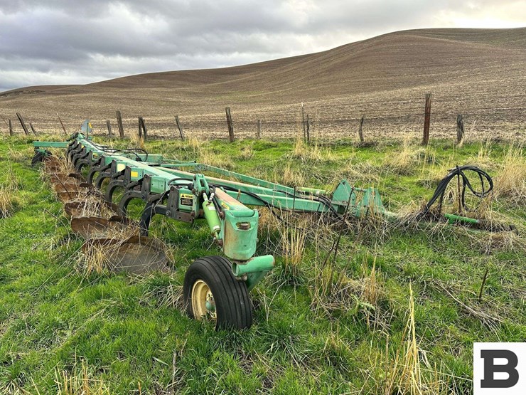 john-deere-3710-image-3