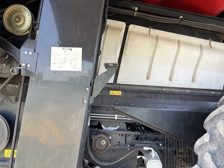 case-ih-8230-image-48