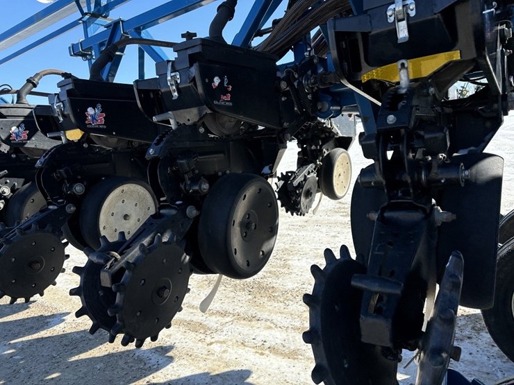 kinze-3600-image-30
