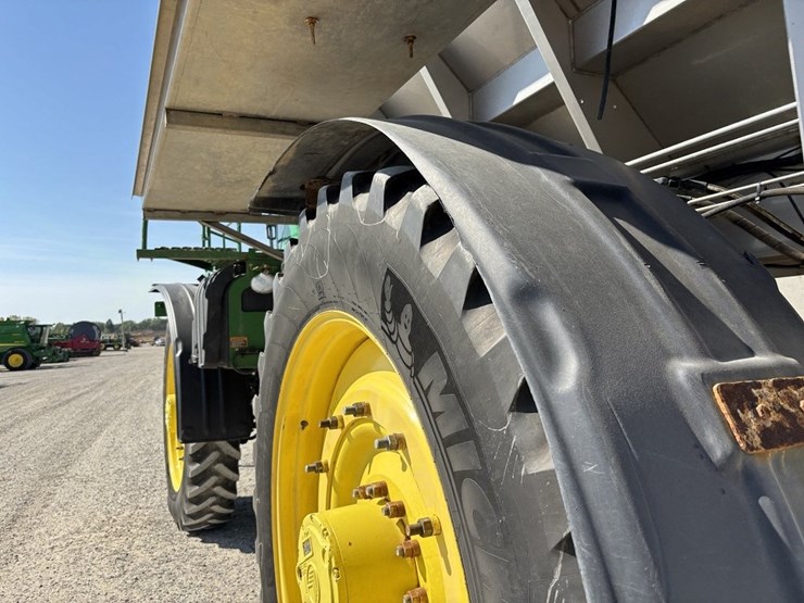 john-deere-r4045-image-38