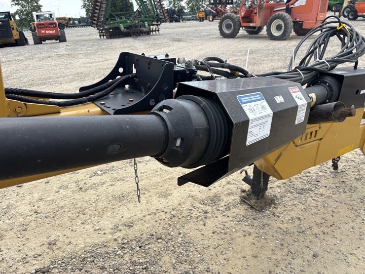 dynamic-wolverine-pull-type-ditcher-image-42