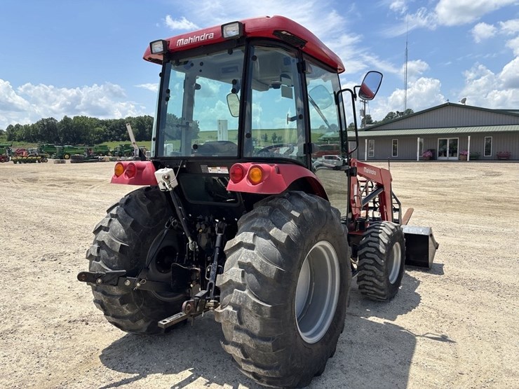 mahindra-2555-image-5