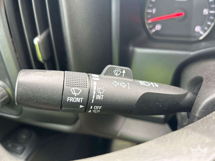 2017-chevrolet-silverado-1500-image-13