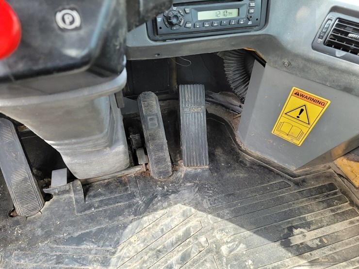 kawasaki-65tm-v-2-image-46