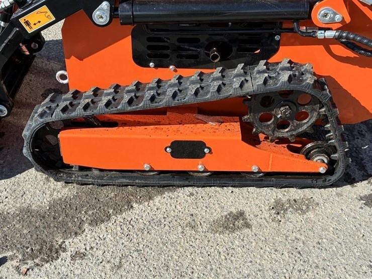 2025-mms-36c-skid-steer-track-loader-image-8