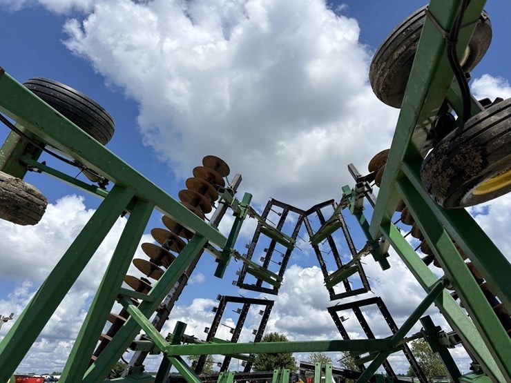 john-deere-637-image-40