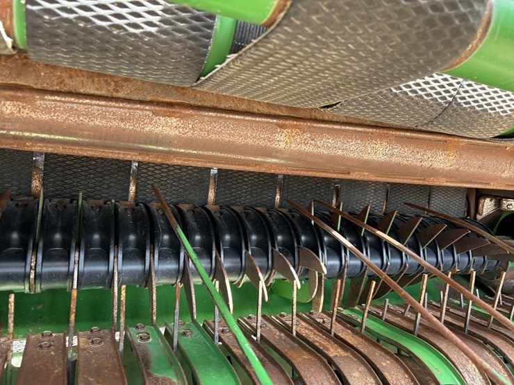 john-deere-569-premium-image-14