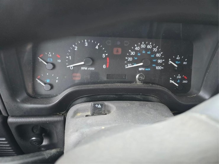 jeep-wrangler-sport-image-22