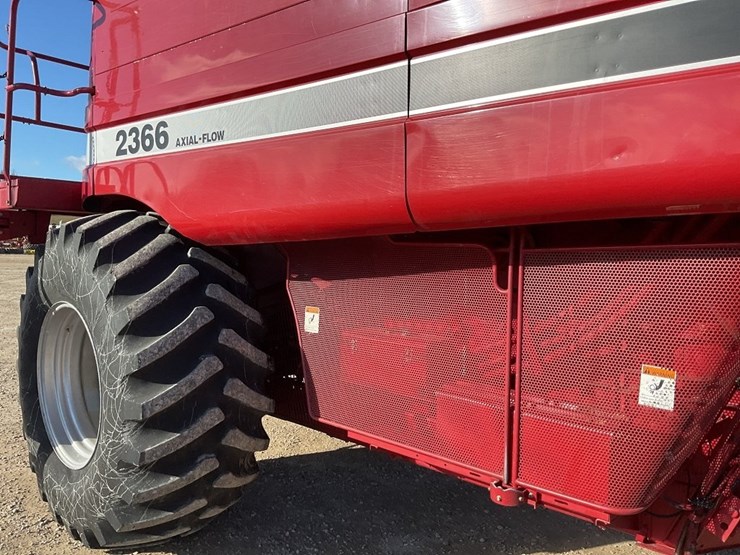 case-ih-2366-image-37