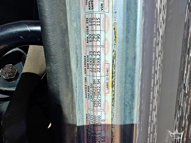 2014-peterbilt-388-image-33