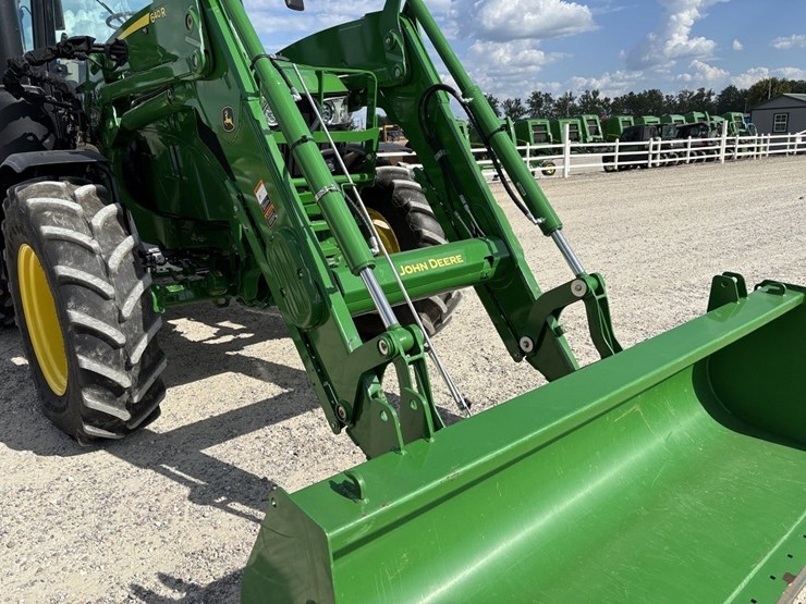 john-deere-6140m-image-10