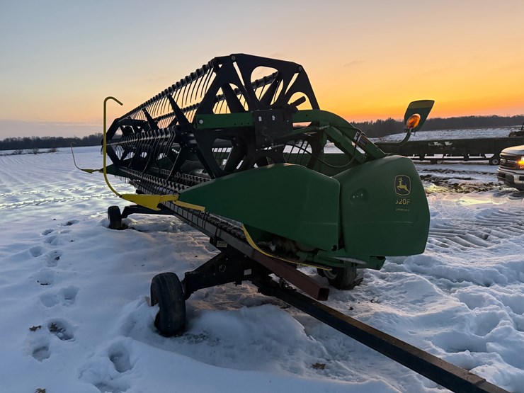 john-deere-620f-image-3