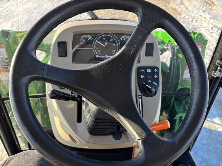 john-deere-4066r-image-38