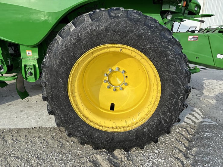john-deere-s680-image-30