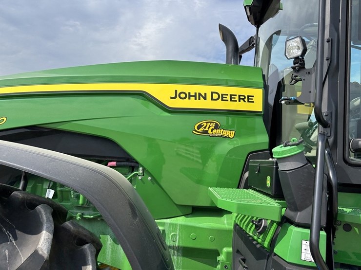 john-deere-8r-250-image-31
