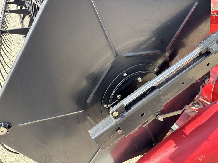 case-ih-3020-image-24