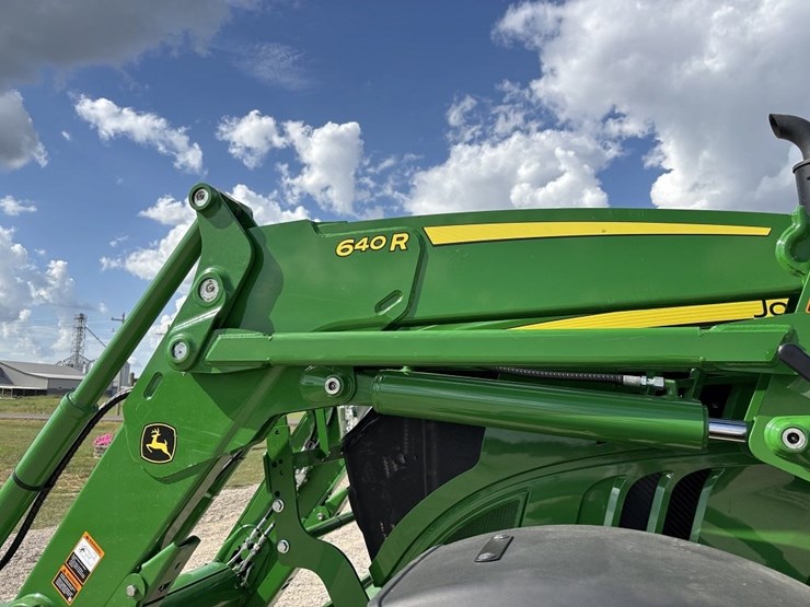 john-deere-6140m-image-37