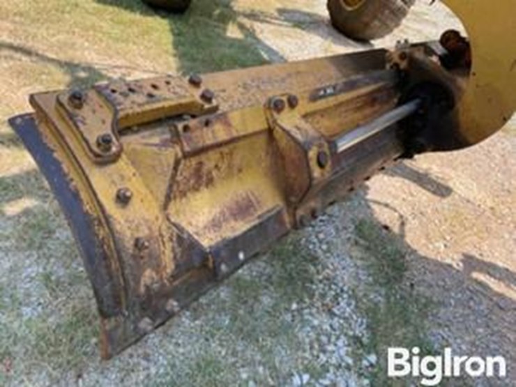 caterpillar-140m-image-19