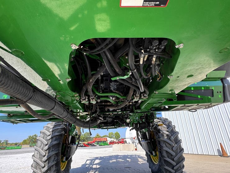 2018-john-deere-r4038-image-48