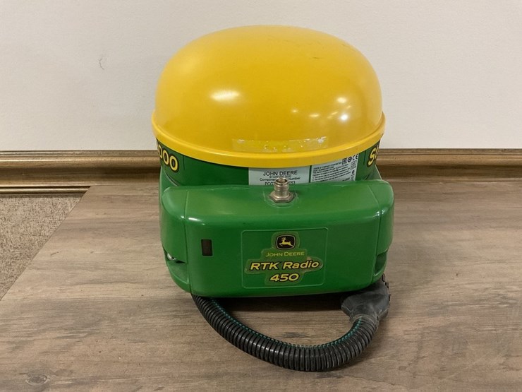 john-deere-3000-image-2