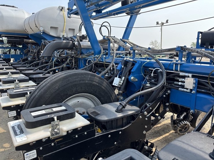 kinze-4900-image-20