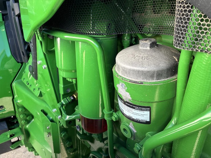 john-deere-8r-370-image-36