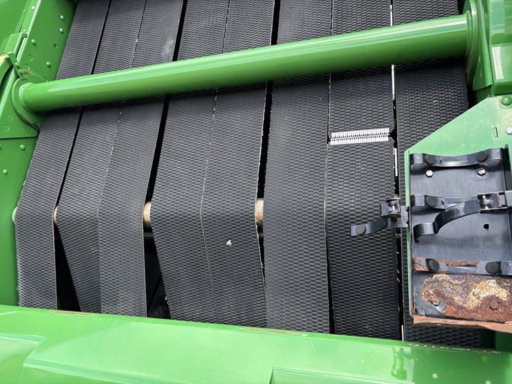 john-deere-569-premium-image-32