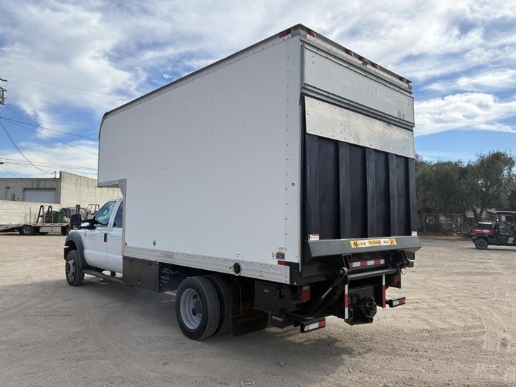 2016-ford-f550-xlt-image-4