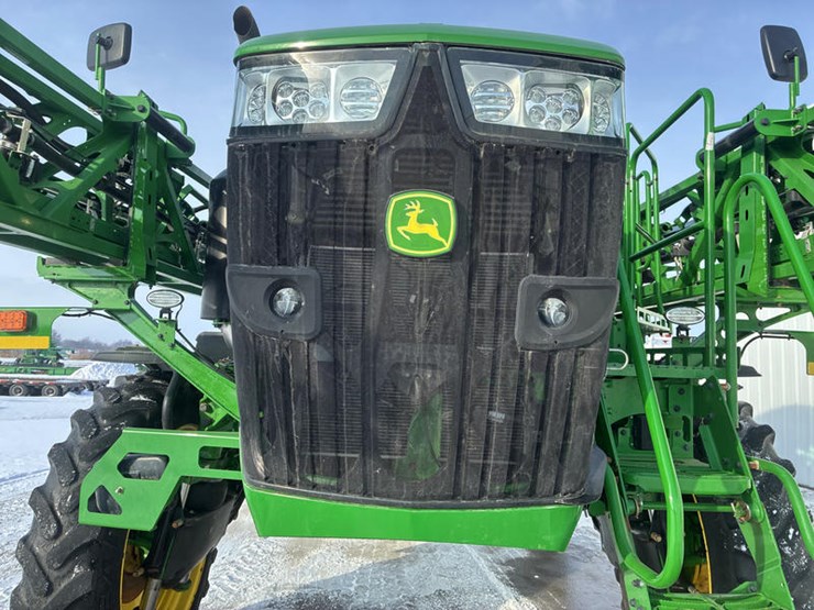john-deere-r4038-image-12