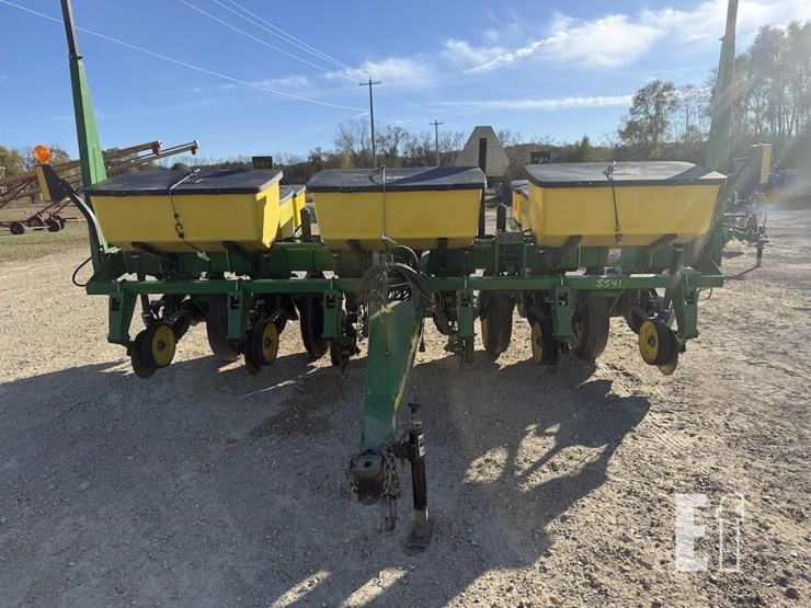 2005-john-deere-1750-image-2