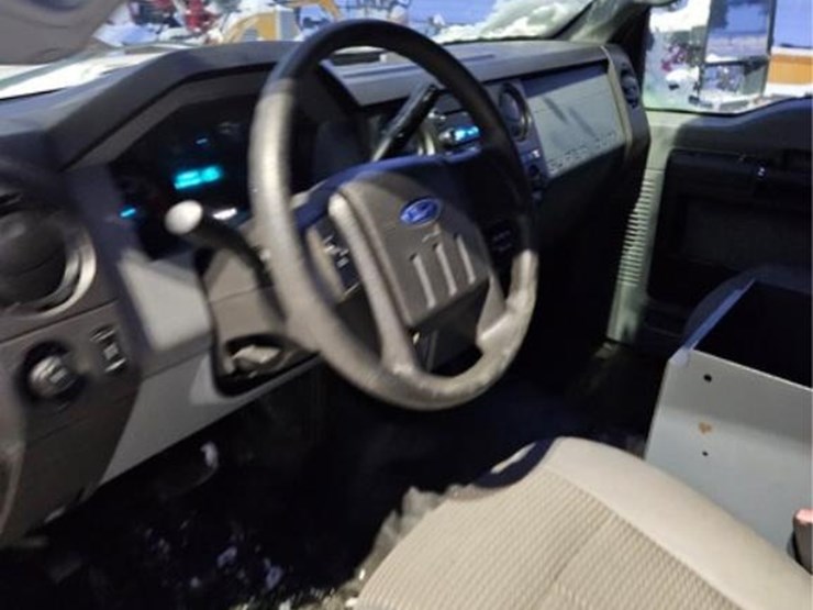 2011-ford-f450-image-12