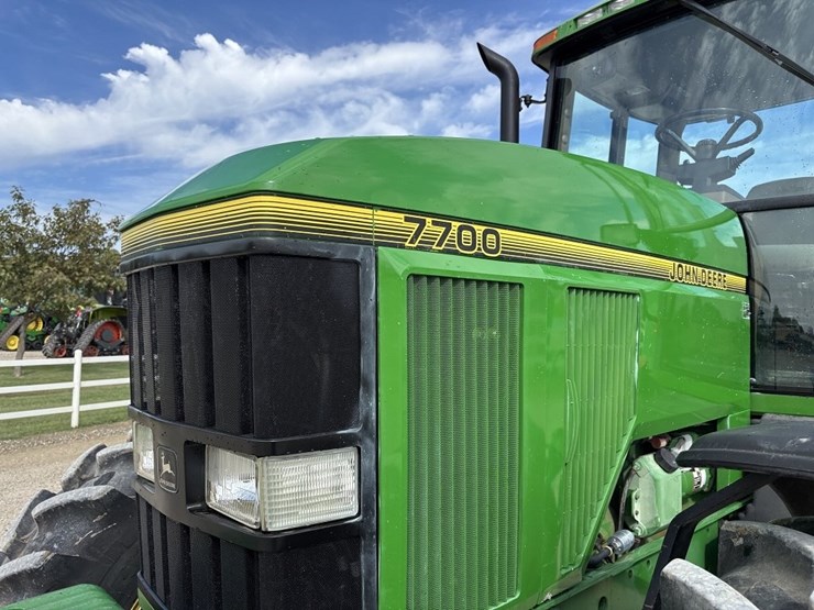 john-deere-7700-image-28