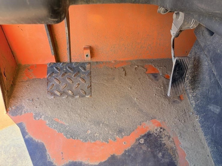 2008-jlg-gl12-55a-telescopic-reach-lift-image-19