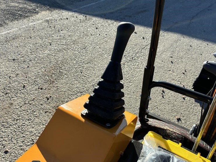 2025-vicsec-vc15-excavator-image-16