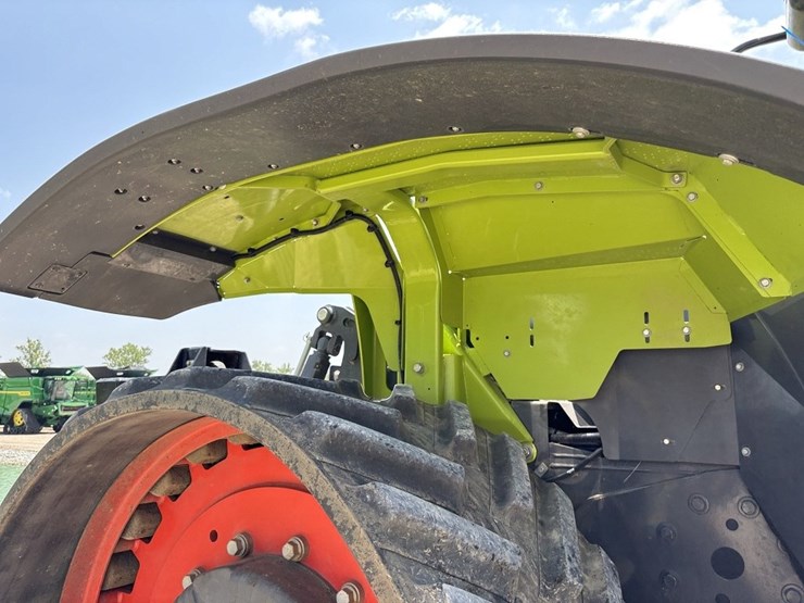 claas-xerion-5000-image-22