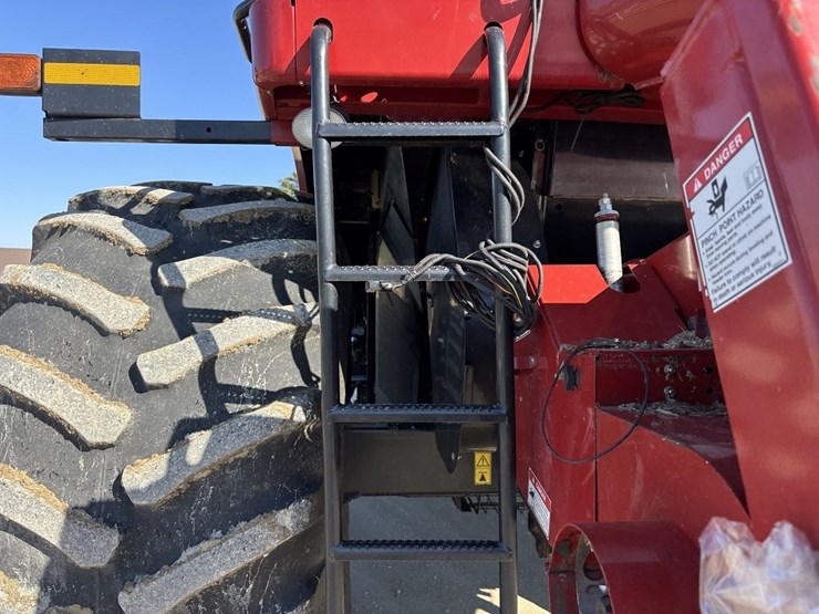 case-ih-6088-image-25