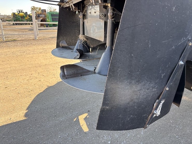 case-ih-6088-image-55