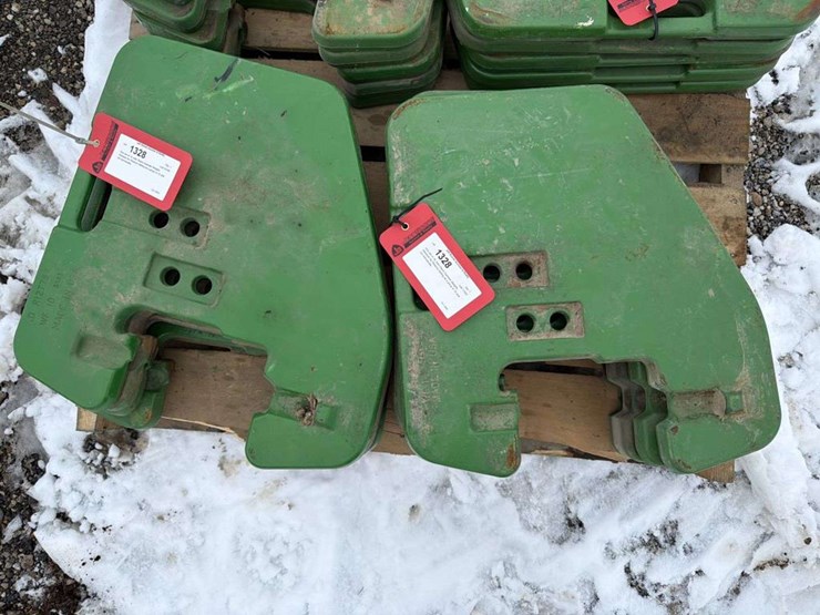 john-deere-10-image-1