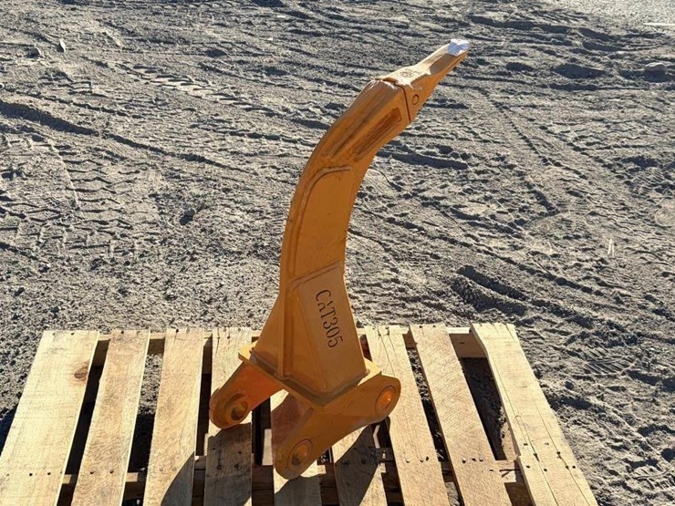 caterpillar-305-image-3