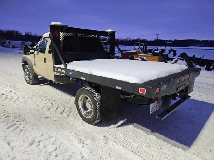 2011-ford-f450-image-3