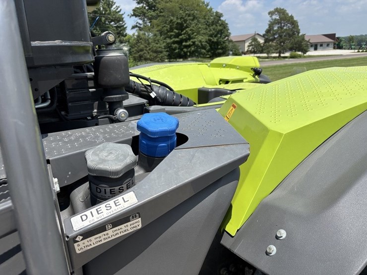 claas-xerion-5000-image-43