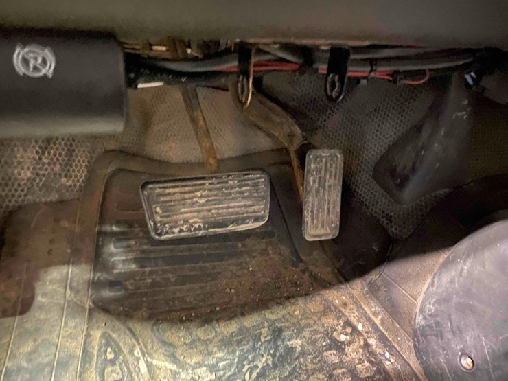 chevrolet-3500-image-32