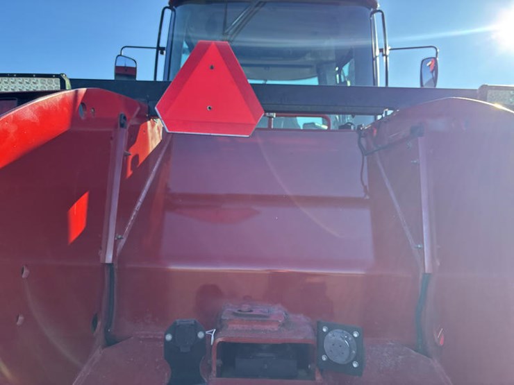 case-ih-steiger-335-image-30