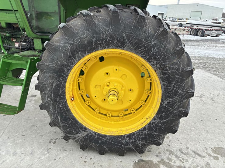 john-deere-4620-image-59
