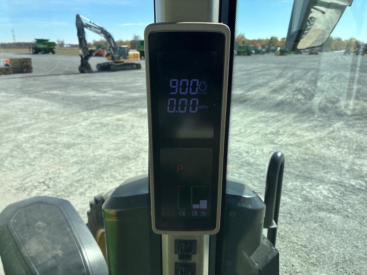 john-deere-8r-340-image-78