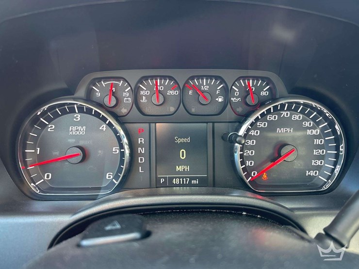 2018-chevrolet-1500-image-17