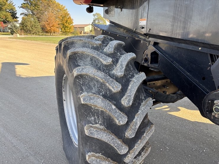 case-ih-6088-image-49